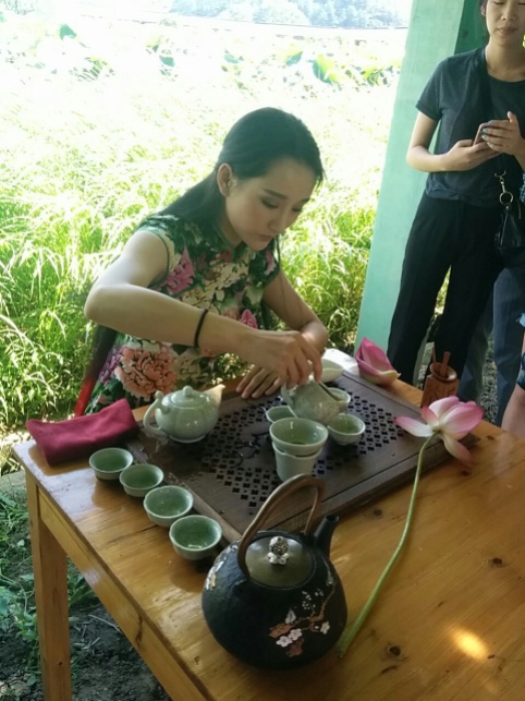 Lotus flavoured tea